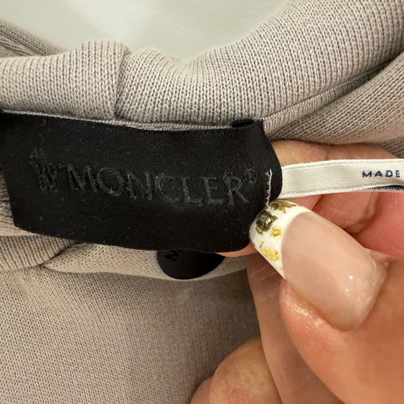 Moncler
2021 Graphic Print Hoodie - Picture 4 of 12